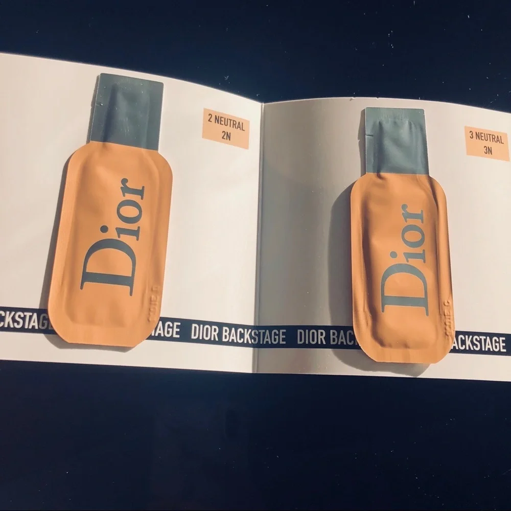 Dior backstage 4 shades Foundation Sample Card